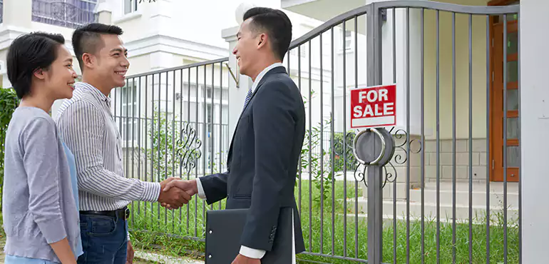 Why Choose Us to Sell Your House in Pembroke Pines, FL?