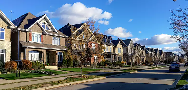 Why Choose Us for Selling Your Foreclosed House in Pembroke Pines, FL?