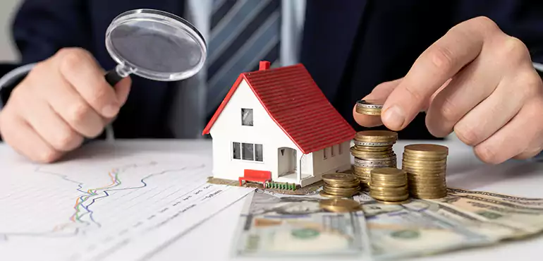 Home Needing Updates in Any Conditions for Cash in Pembroke Pines, FL