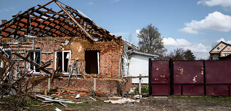Types of Houses We Buy Without Repairs in Pembroke Pines, FL